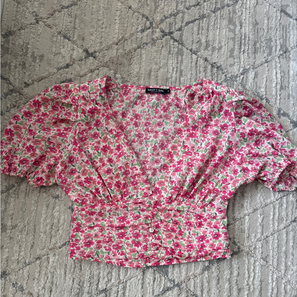 Pink flowered crop top
